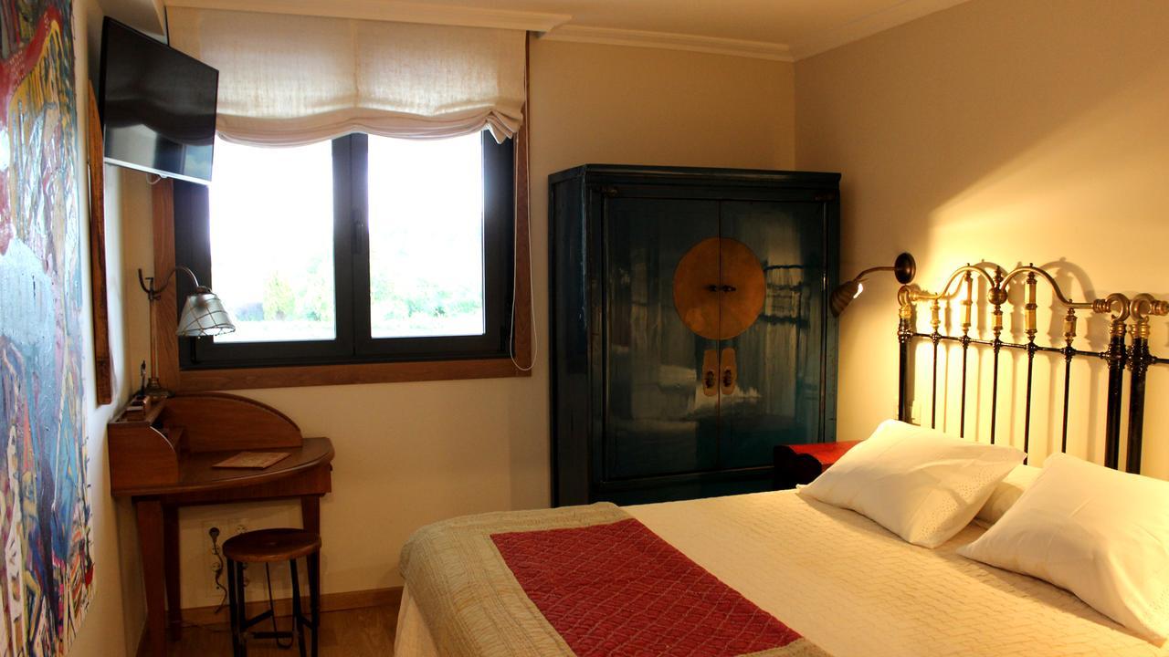 Apartamento Spellos Rosal Exterior photo